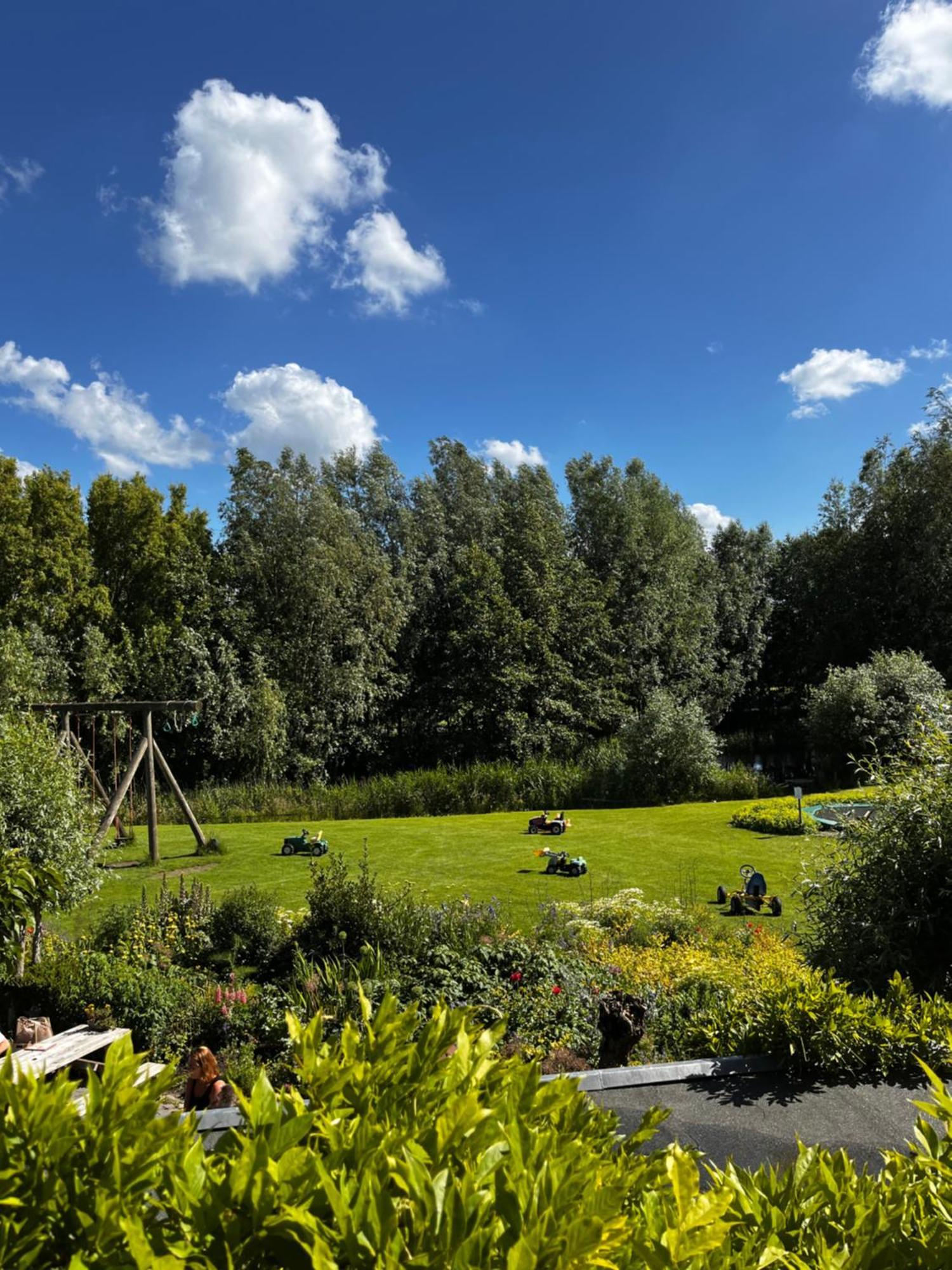 De Sfeerstal Hotel Nieuwveen Luaran gambar